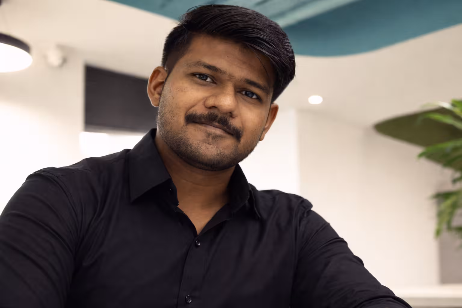 Portrait of Vedant Patel, founder of Orbibo